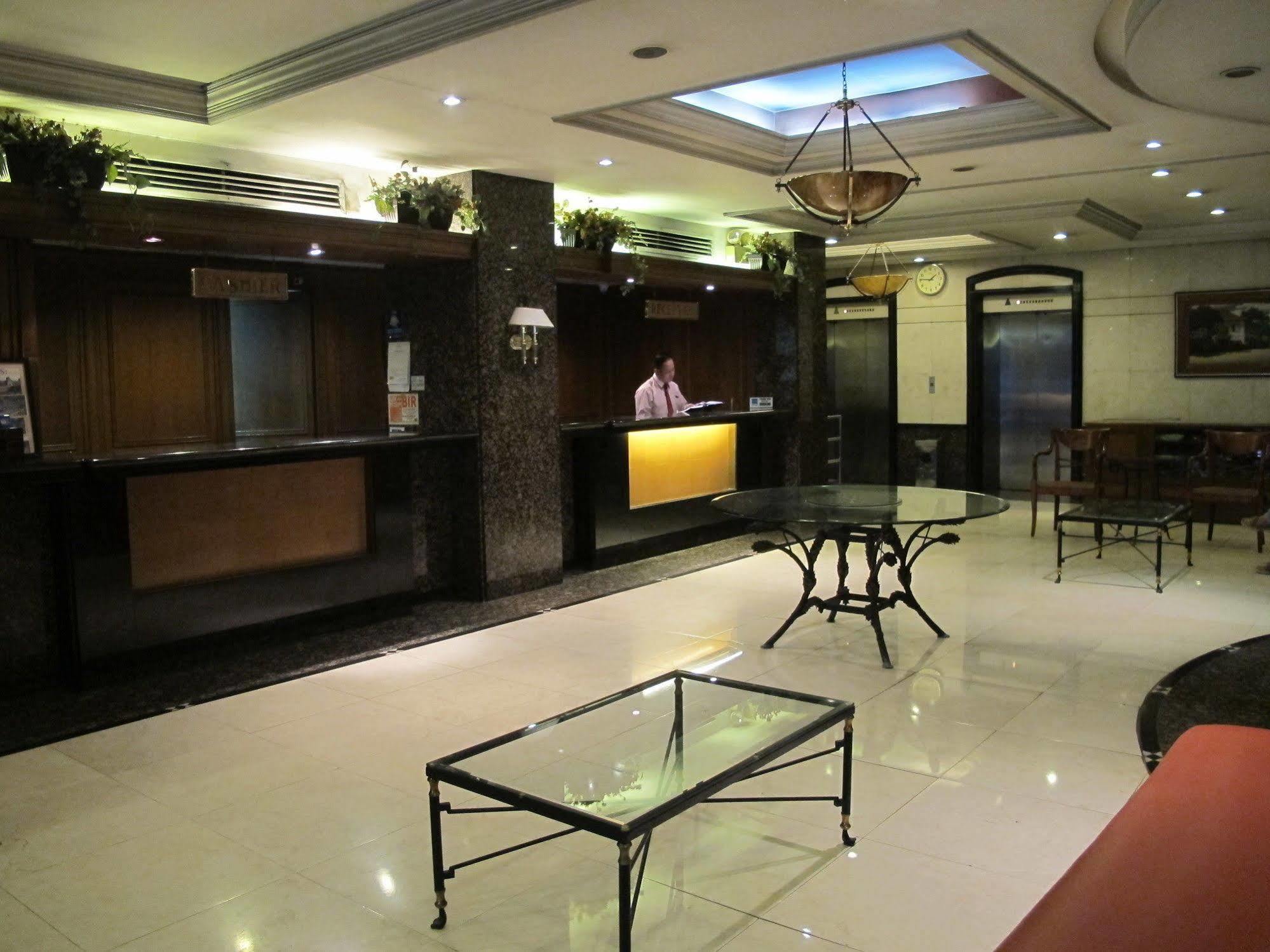 Mabini Mansion Hotel & Residential Suites مانيلا المظهر الخارجي الصورة