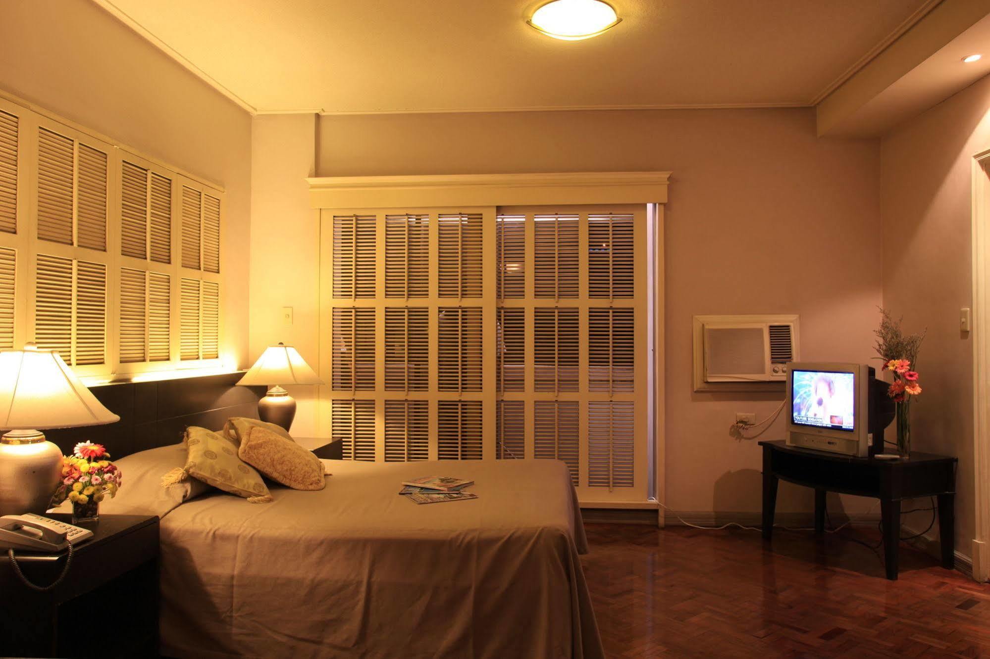 Mabini Mansion Hotel & Residential Suites مانيلا المظهر الخارجي الصورة